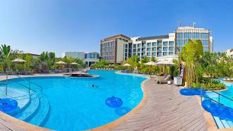 Omán, Salalah 5* letecky na 12 dní s all inclusive