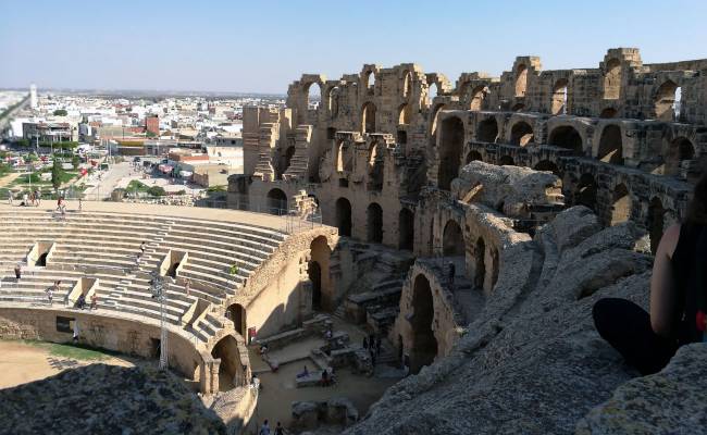 Koloseum v El Jemu