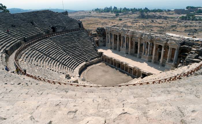 Římský amfiteátr z 2.století