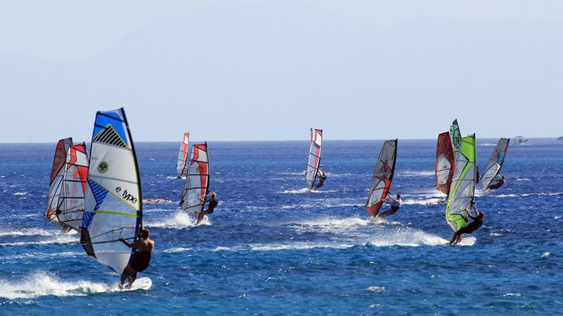 Vasilliki nabízí perfektní podmínky pro windsurfing