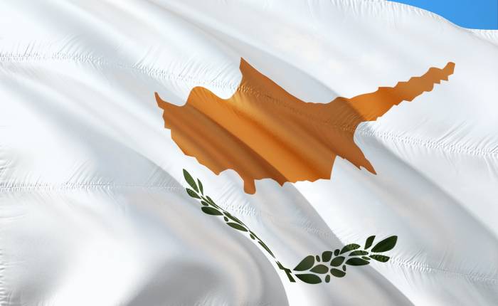 Kyperská vlajka