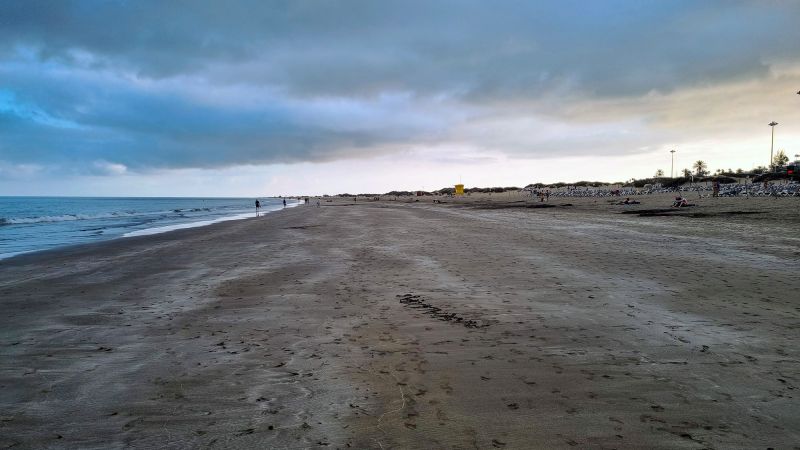 Svítání na pláži Playa del Inglés