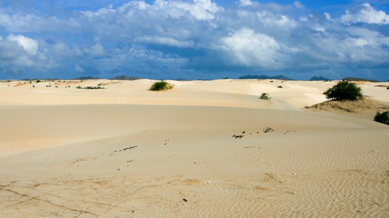 Poušť Deserto de Viana ze saharského písku
